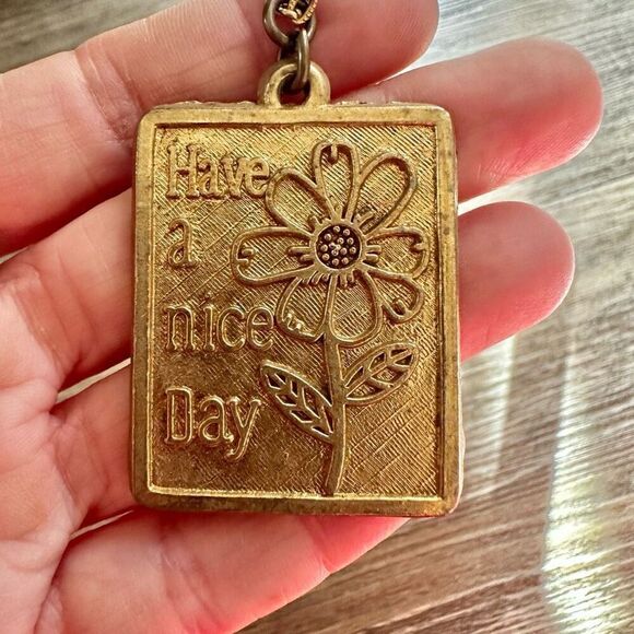 gold tone vintage Have a Nice Day pendant necklace - Picture 10 of 10